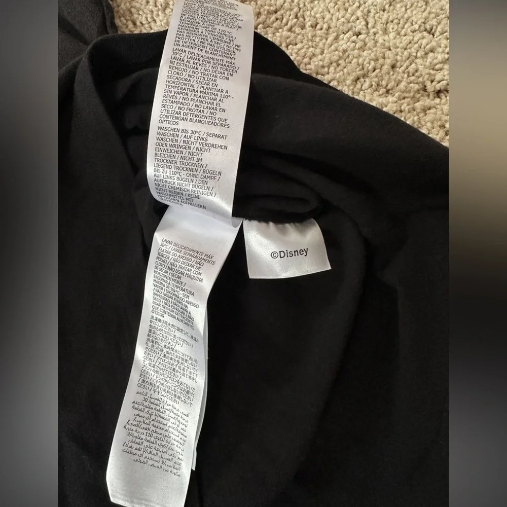 Gucci Black Graphic Tee - Picture 6 of 6